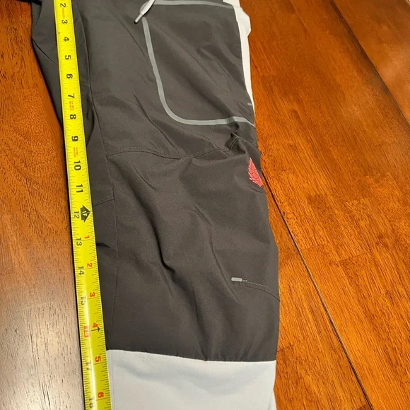 STIO Fernos Insulated Knickers 3/4 Snow Pants Womens XS Outdoor Granola Mountain - Picture 8 of 11